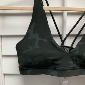 Lululemon camo sports bra